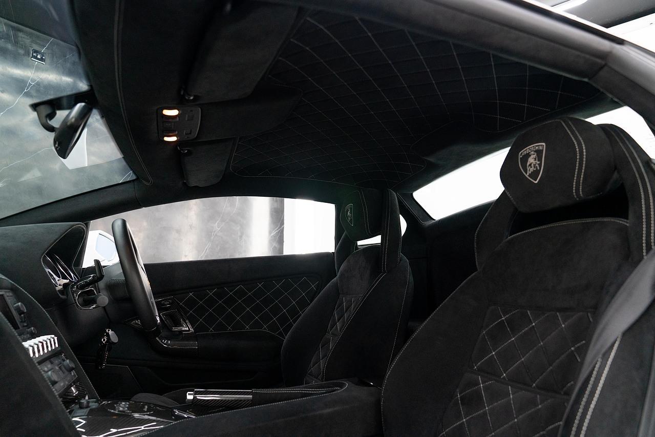 Lamborghini Gallardo 50th Anniversary 5.0 V10 Coupe 2dr Petrol 2WD Euro 4 (560 ps)