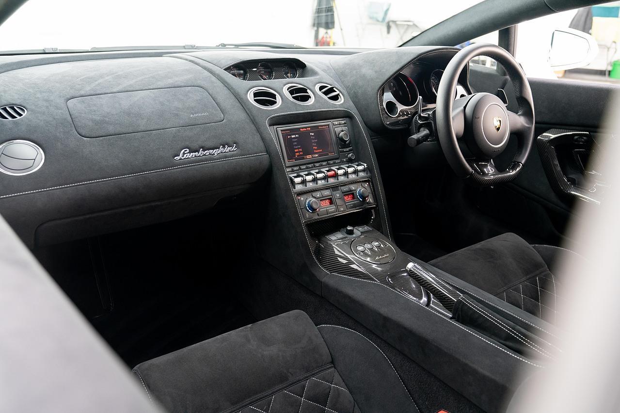 Lamborghini Gallardo 50th Anniversary 5.0 V10 Coupe 2dr Petrol 2WD Euro 4 (560 ps)