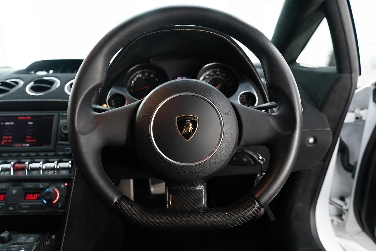 Lamborghini Gallardo 50th Anniversary 5.0 V10 Coupe 2dr Petrol 2WD Euro 4 (560 ps)