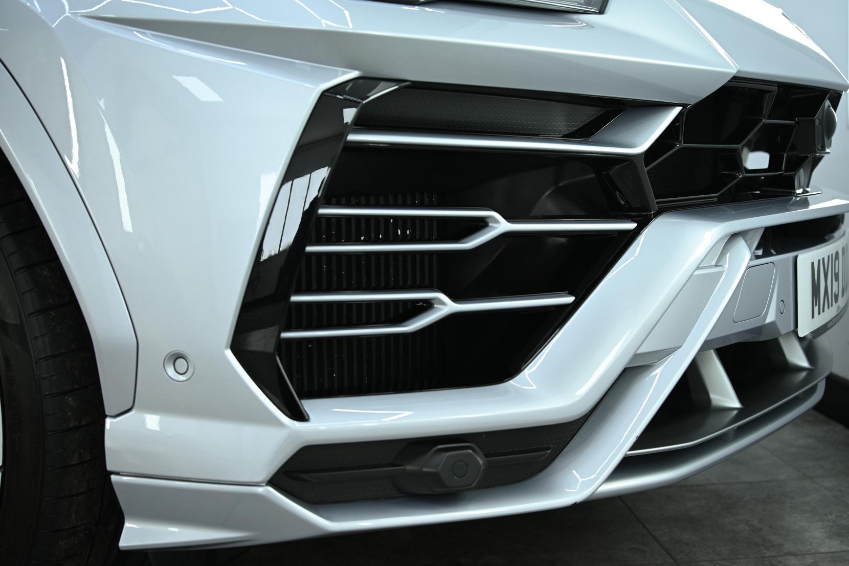 Lamborghini Urus 4.0 V8 BiTurbo SUV 5dr Petrol Auto 4WD Euro 6 (650 ps)