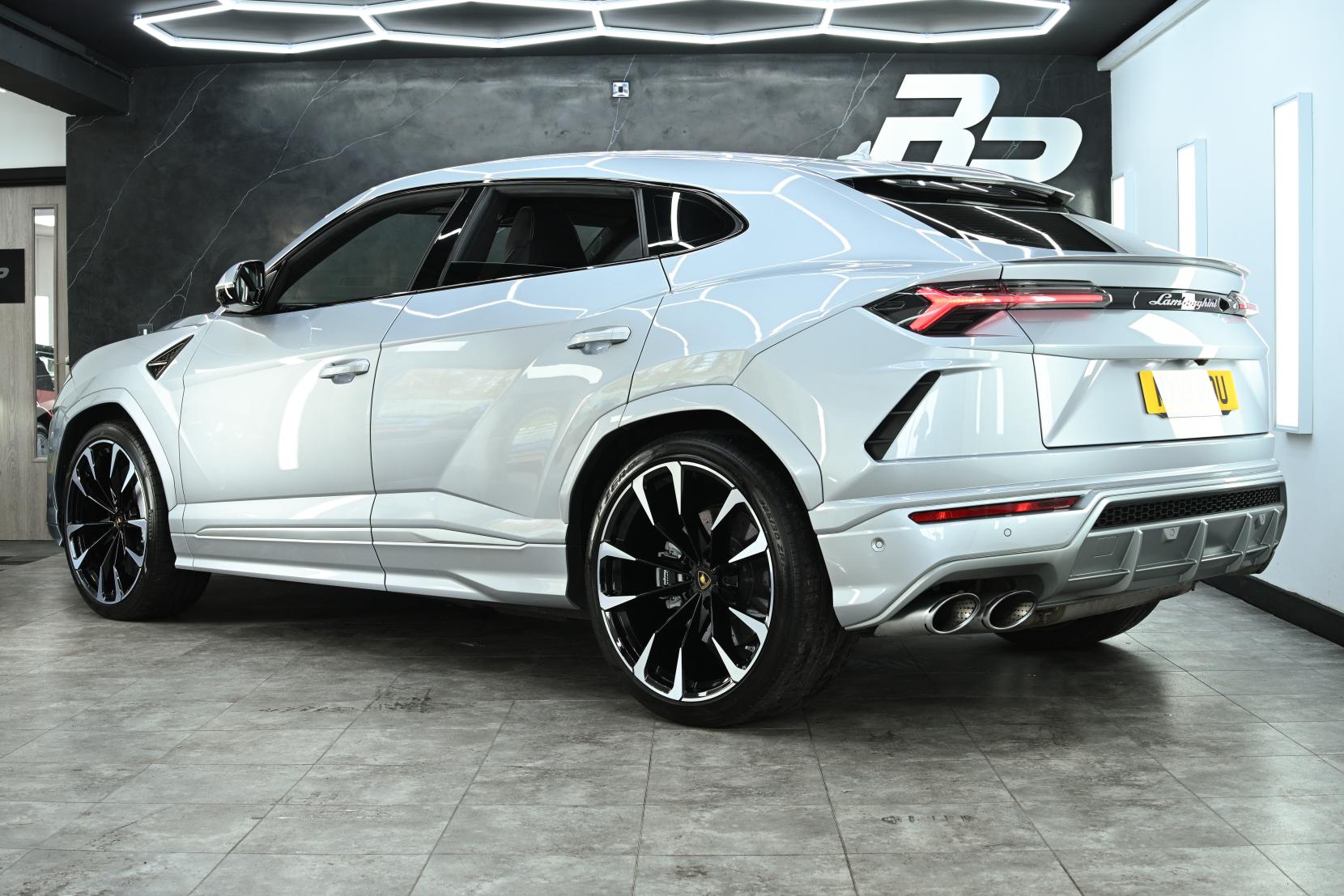 Lamborghini Urus 4.0 V8 BiTurbo SUV 5dr Petrol Auto 4WD Euro 6 (650 ps)