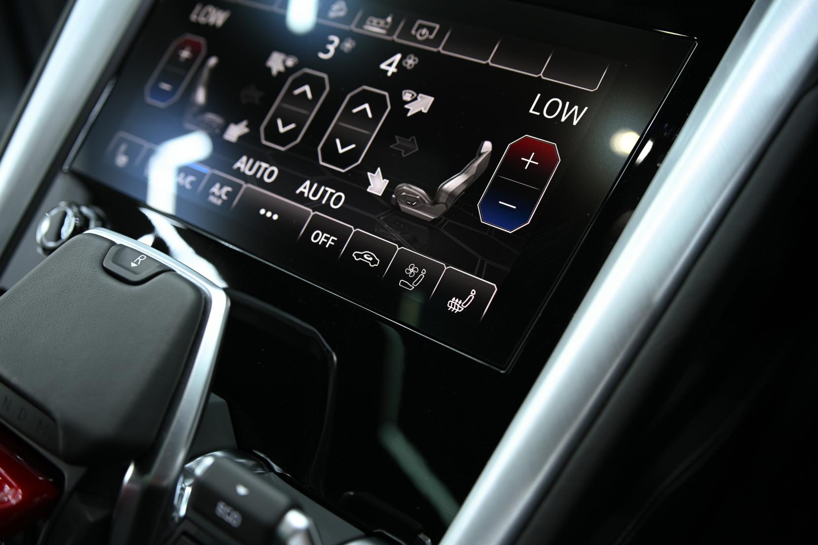 Lamborghini Urus 4.0 V8 BiTurbo SUV 5dr Petrol Auto 4WD Euro 6 (650 ps)