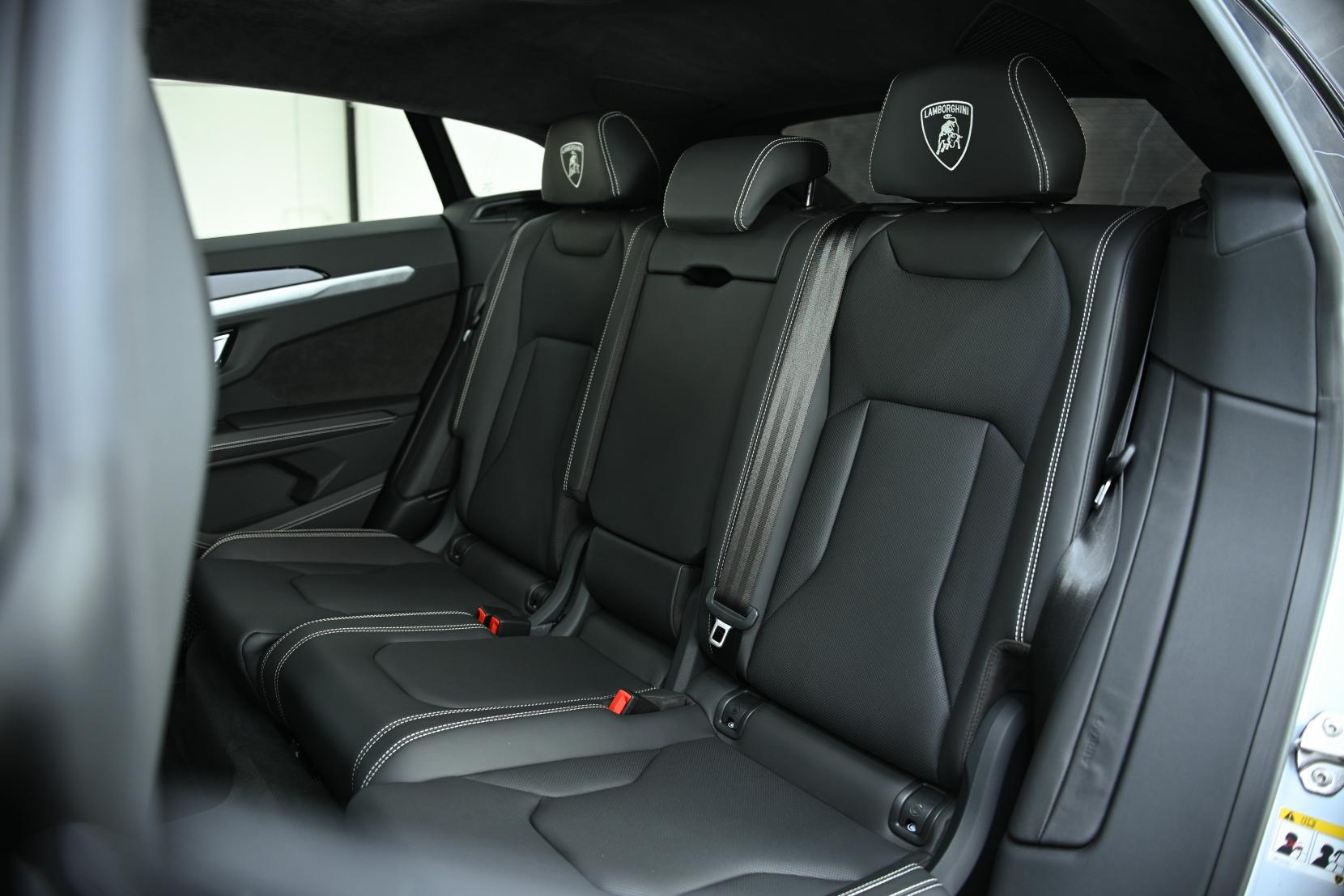 Lamborghini Urus 4.0 V8 BiTurbo SUV 5dr Petrol Auto 4WD Euro 6 (650 ps)