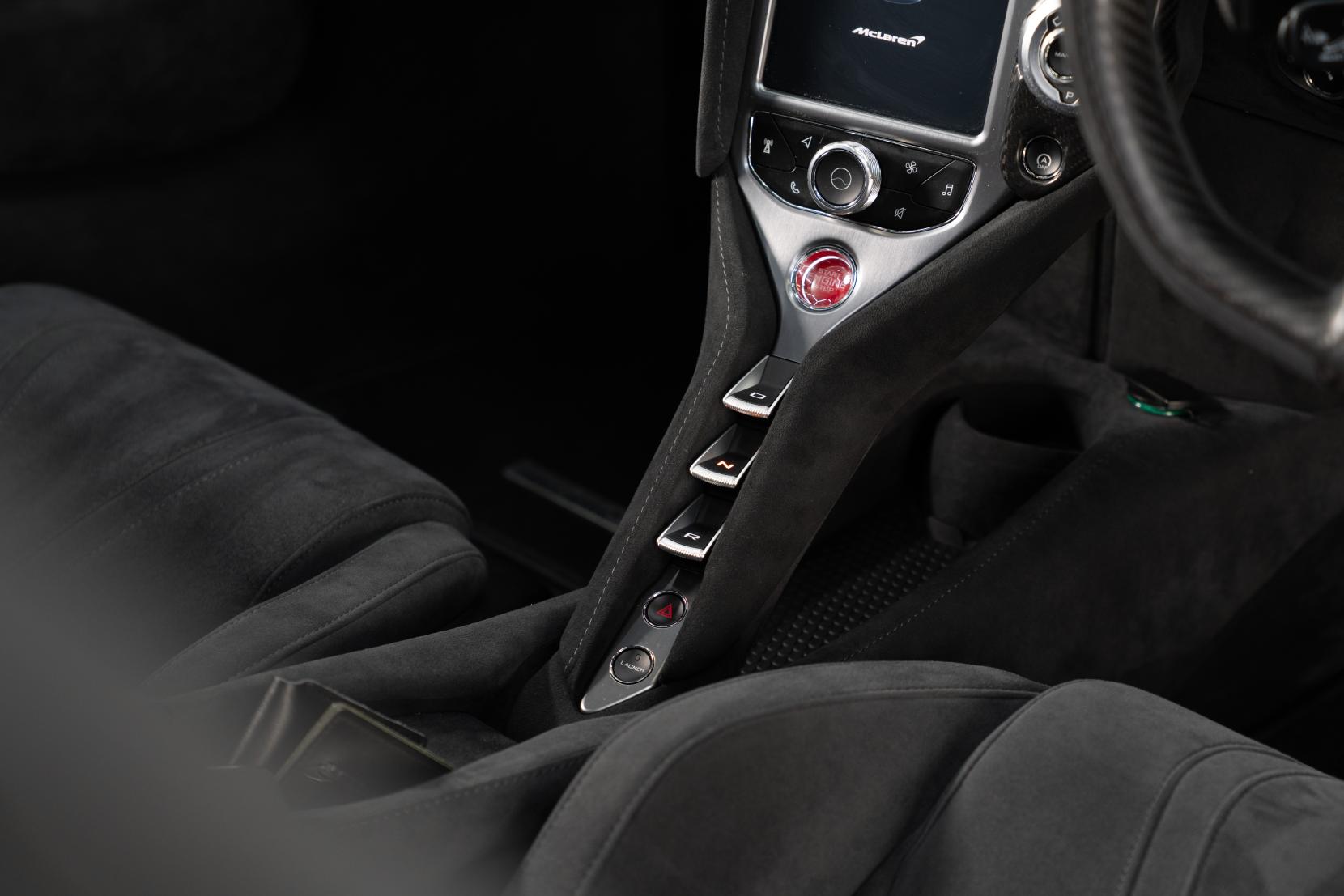 McLaren 720S 4.0T V8 Coupe 2dr Petrol SSG Euro 6 (s/s) (720 ps)