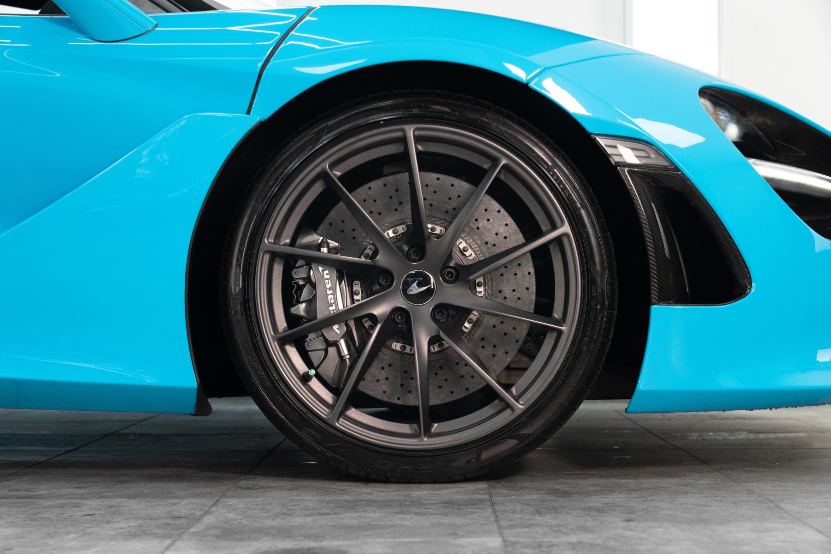 McLaren 720S 4.0T V8 Coupe 2dr Petrol SSG Euro 6 (s/s) (720 ps)