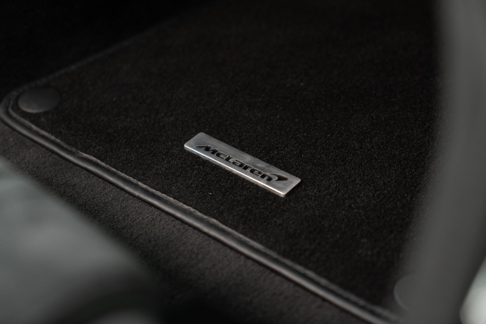 McLaren 720S 4.0T V8 Coupe 2dr Petrol SSG Euro 6 (s/s) (720 ps)