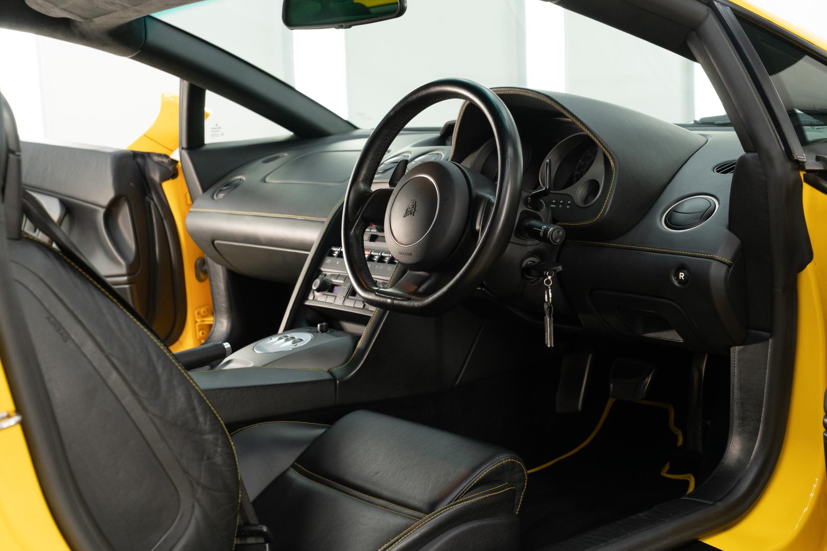 Lamborghini Gallardo 5.0 V10 Coupe 2dr Petrol Manual 4WD Euro 3 (500 ps)