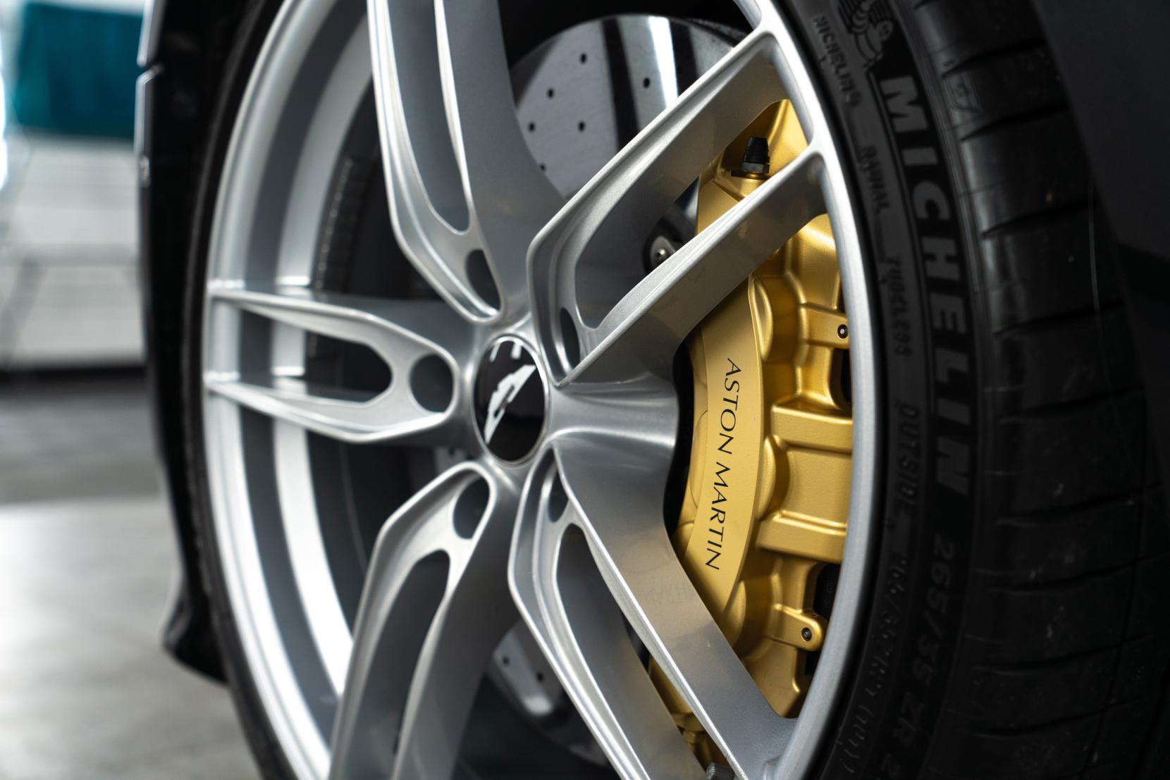 Aston Martin DBS 5.2 V12 BiTurbo Superleggera Volante 2dr Petrol Auto Euro 6 (s/s) (715 bhp)