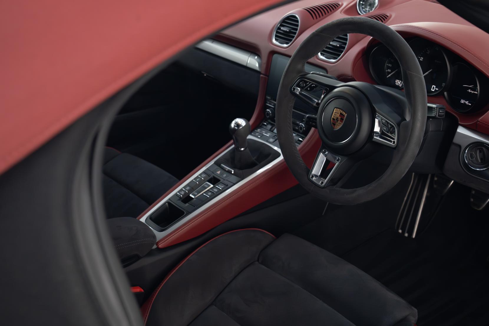 Porsche 718 Spyder 4.0 Spyder 2dr Petrol Manual Euro 6 (s/s) (420 ps)