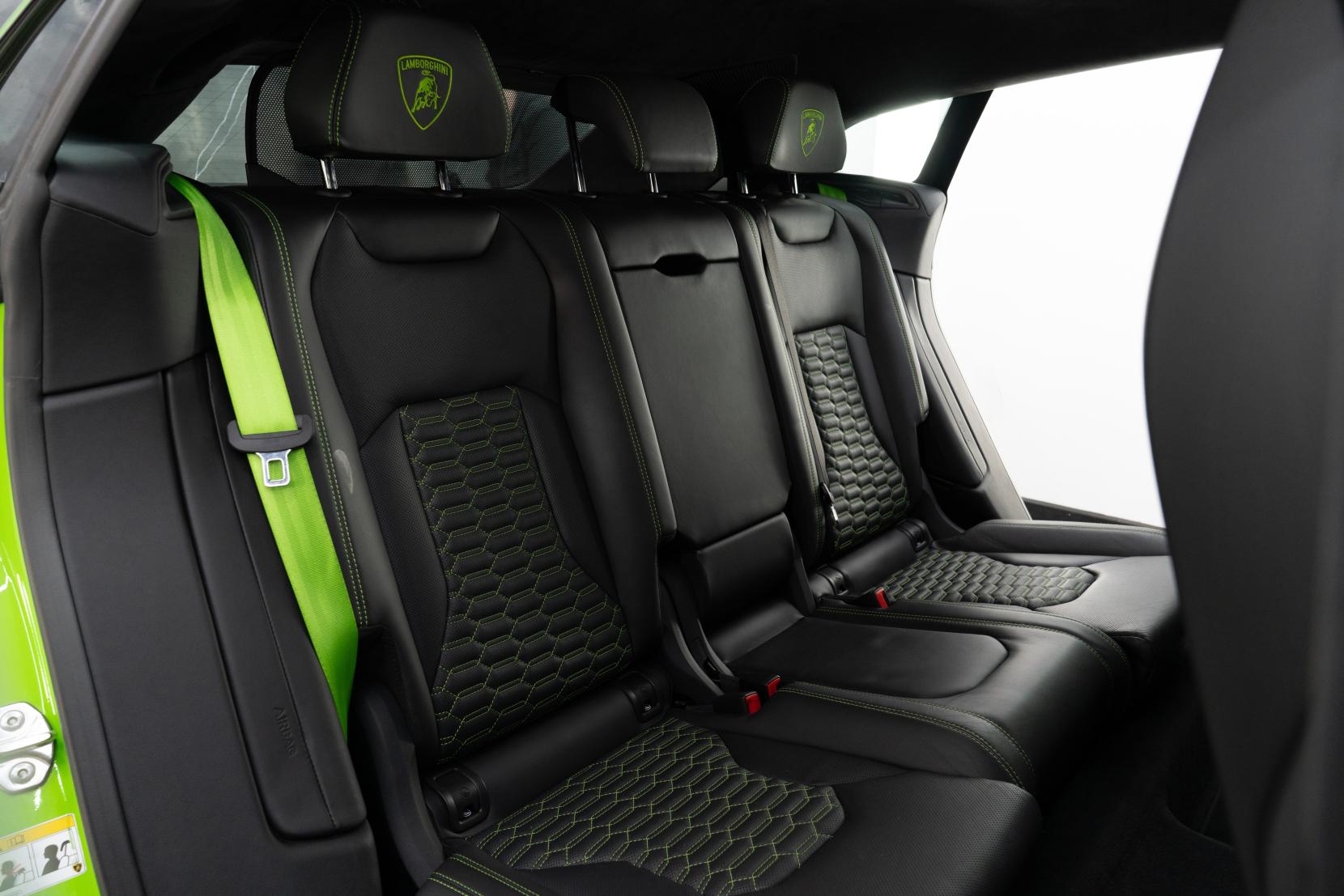 Lamborghini Urus 4.0 V8 BiTurbo SUV 5dr Petrol Auto 4WD Euro 6 (650 ps)