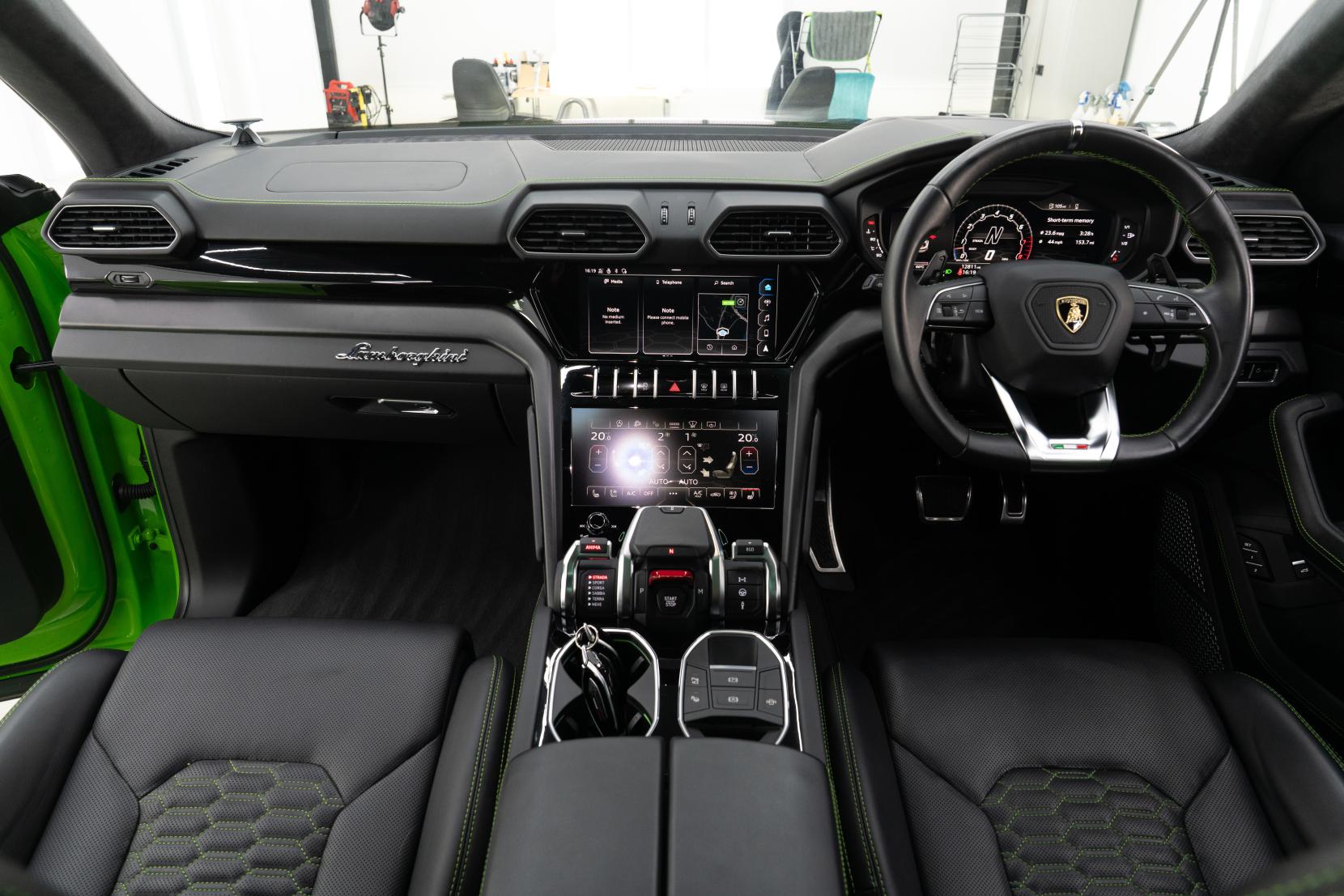 Lamborghini Urus 4.0 V8 BiTurbo SUV 5dr Petrol Auto 4WD Euro 6 (650 ps)