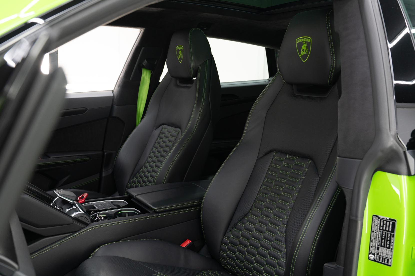 Lamborghini Urus 4.0 V8 BiTurbo SUV 5dr Petrol Auto 4WD Euro 6 (650 ps)