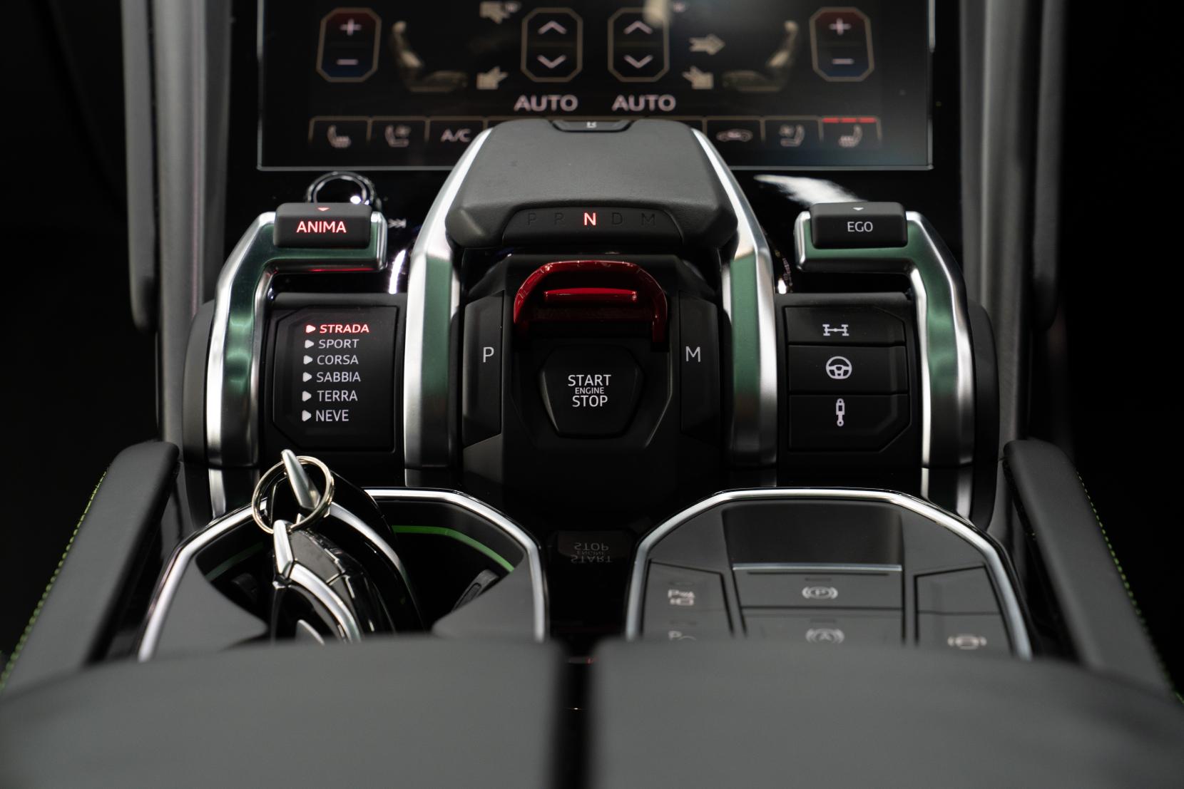 Lamborghini Urus 4.0 V8 BiTurbo SUV 5dr Petrol Auto 4WD Euro 6 (650 ps)