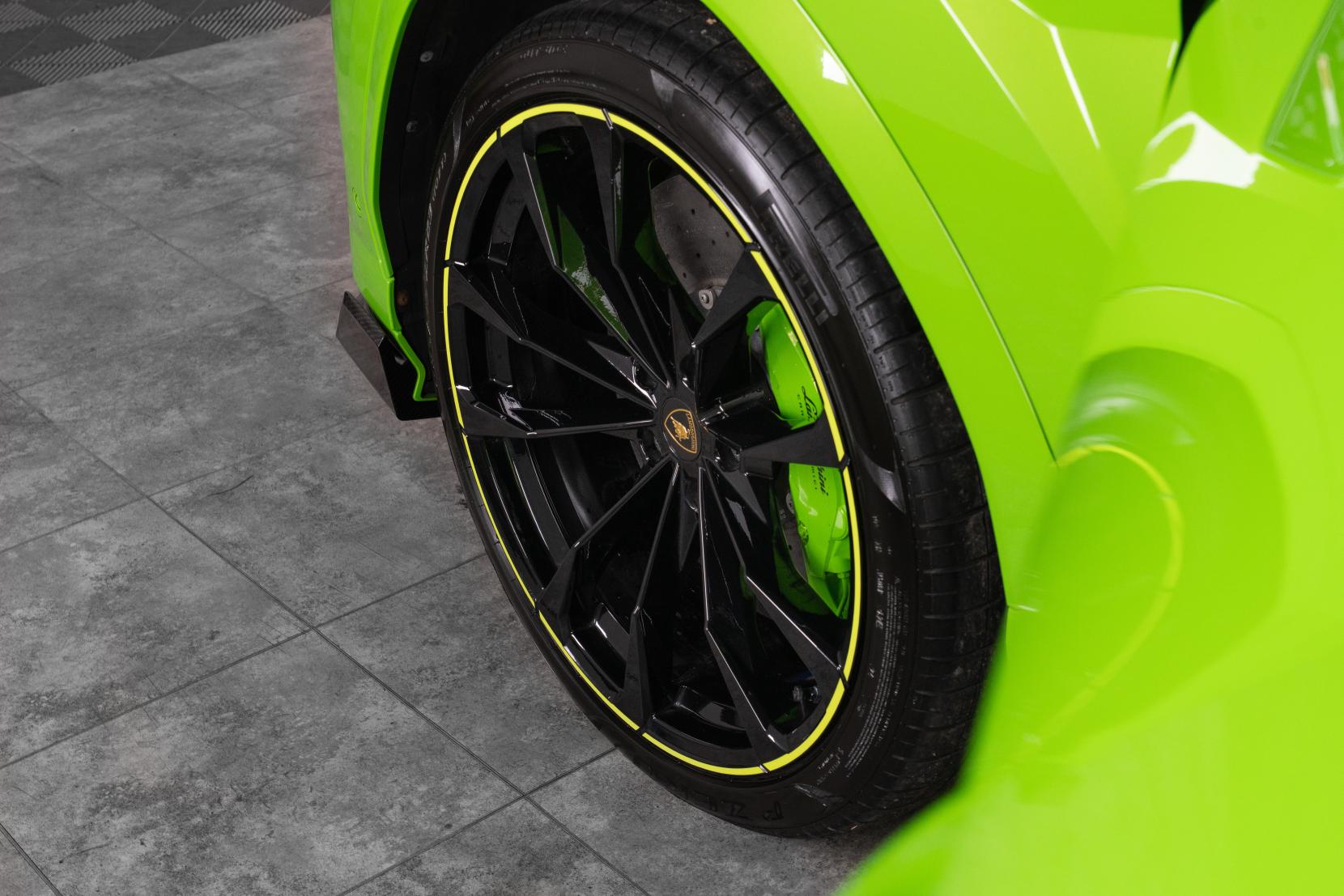 Lamborghini Urus 4.0 V8 BiTurbo SUV 5dr Petrol Auto 4WD Euro 6 (650 ps)