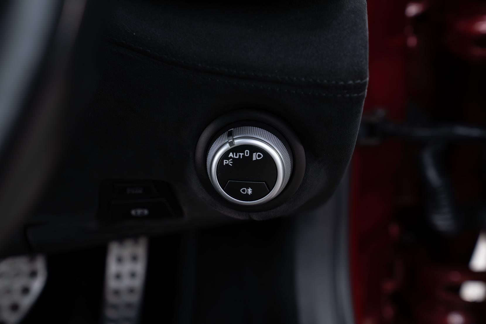 Ferrari GTC4Lusso 3.9T V8 Coupe 2dr Petrol F1 DCT Euro 6 (s/s) (610 ps)