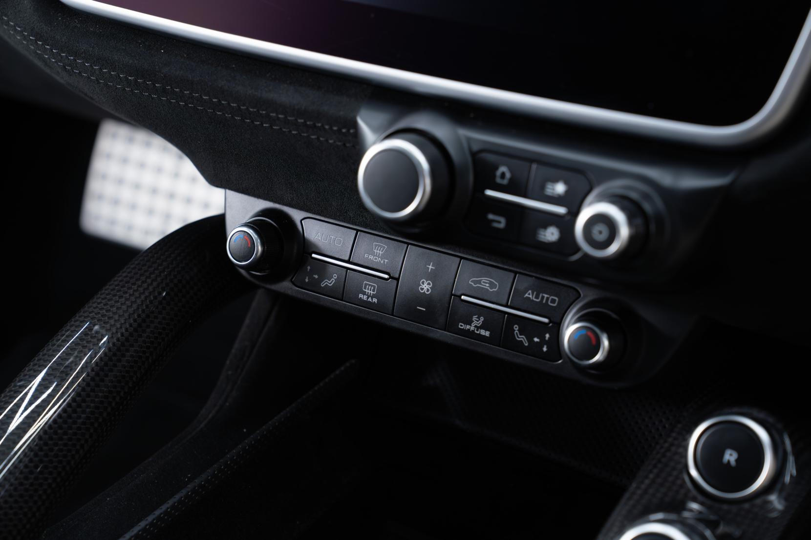 Ferrari GTC4Lusso 3.9T V8 Coupe 2dr Petrol F1 DCT Euro 6 (s/s) (610 ps)