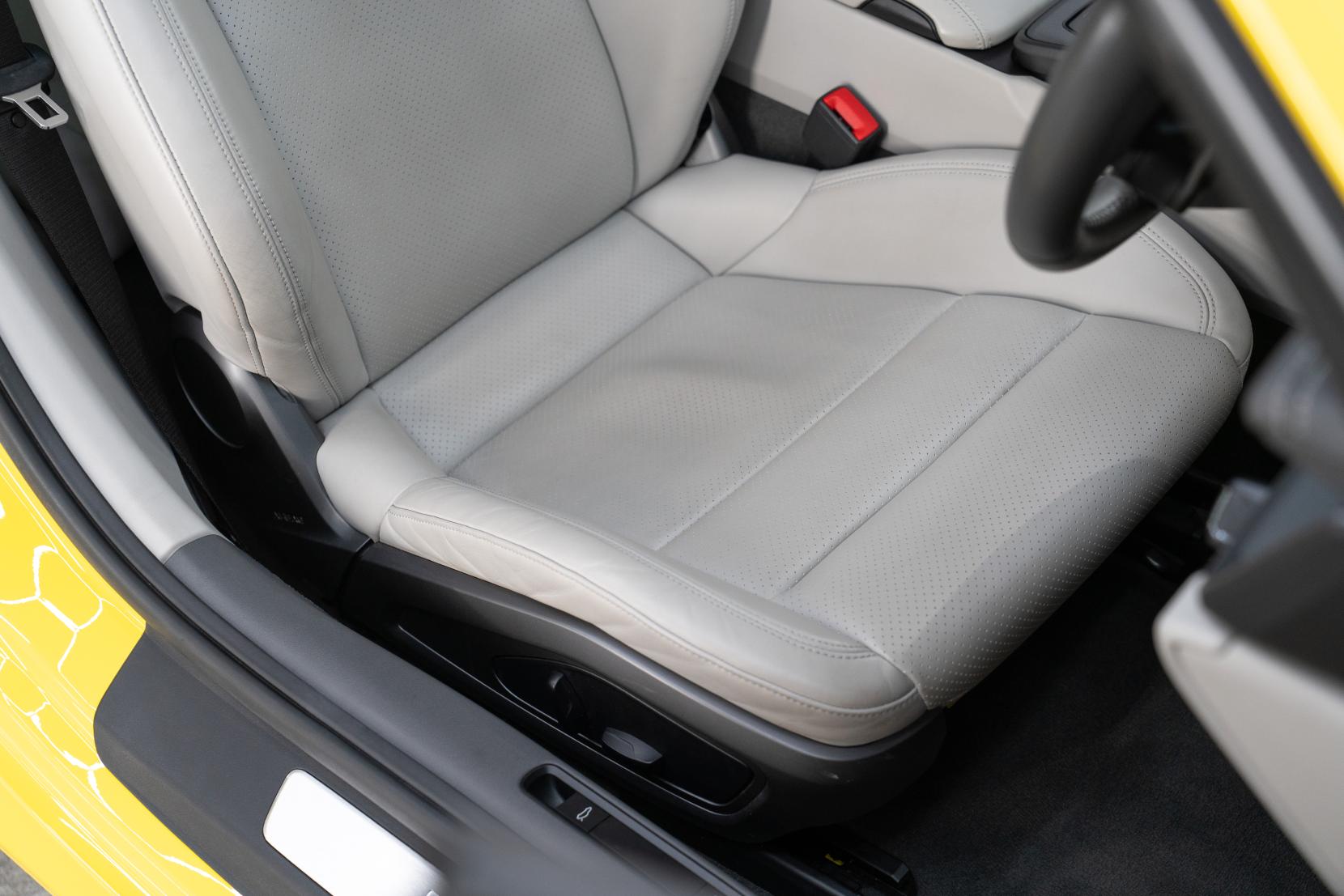 Porsche 911 3.0T 992 Carrera Coupe 2dr Petrol PDK Euro 6 (s/s) (385 ps)