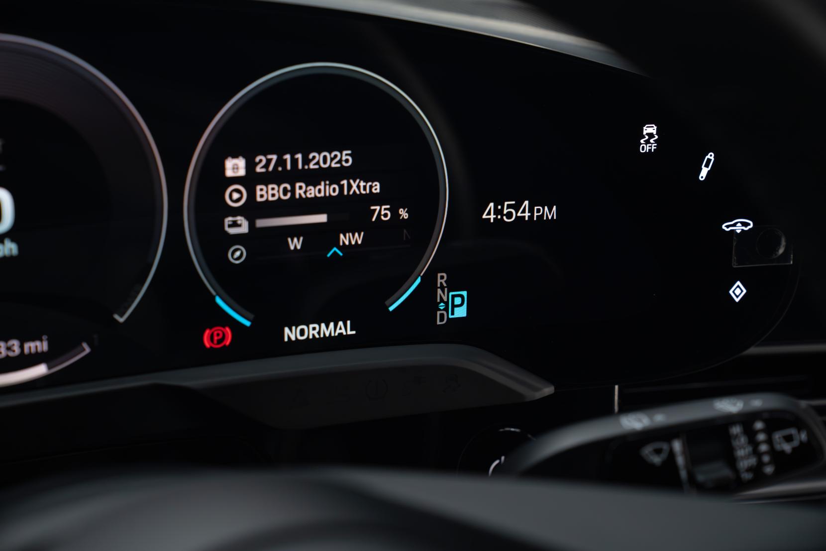 Porsche Taycan Performance 89kWh Sport Turismo 5dr Electric Auto RWD (11kW Charger) (408 ps)