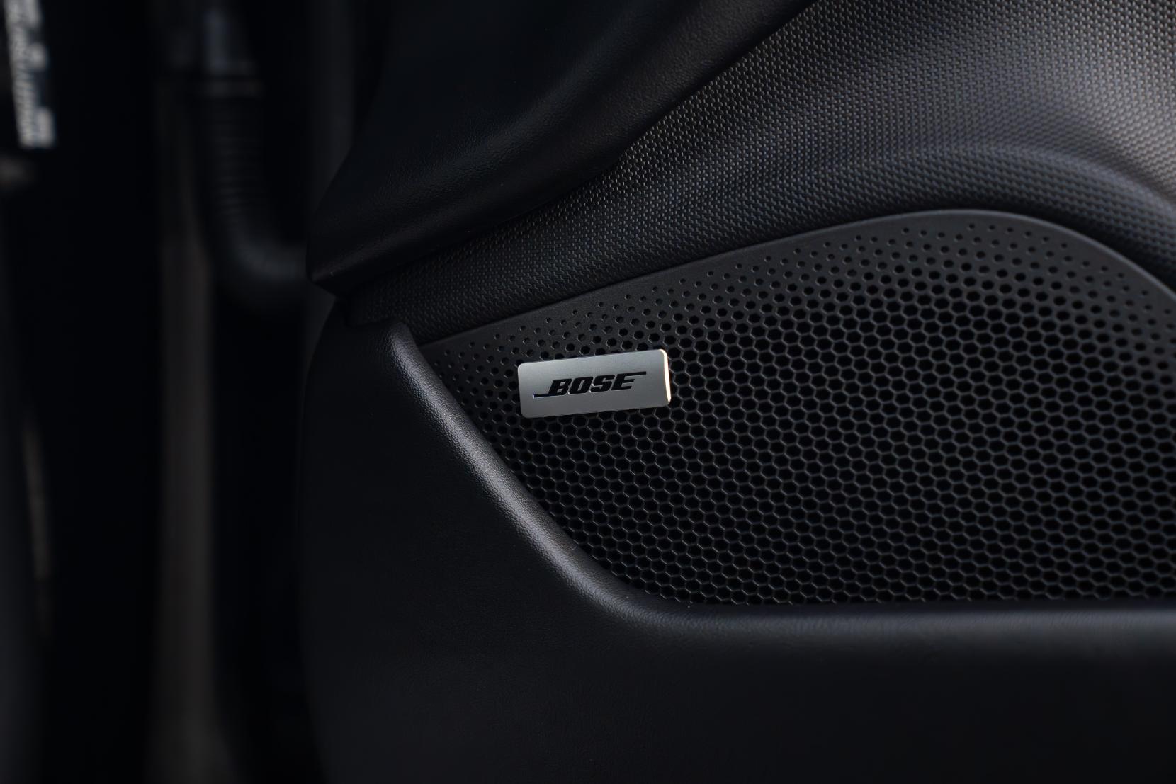 Porsche Taycan Performance 89kWh Sport Turismo 5dr Electric Auto RWD (11kW Charger) (408 ps)