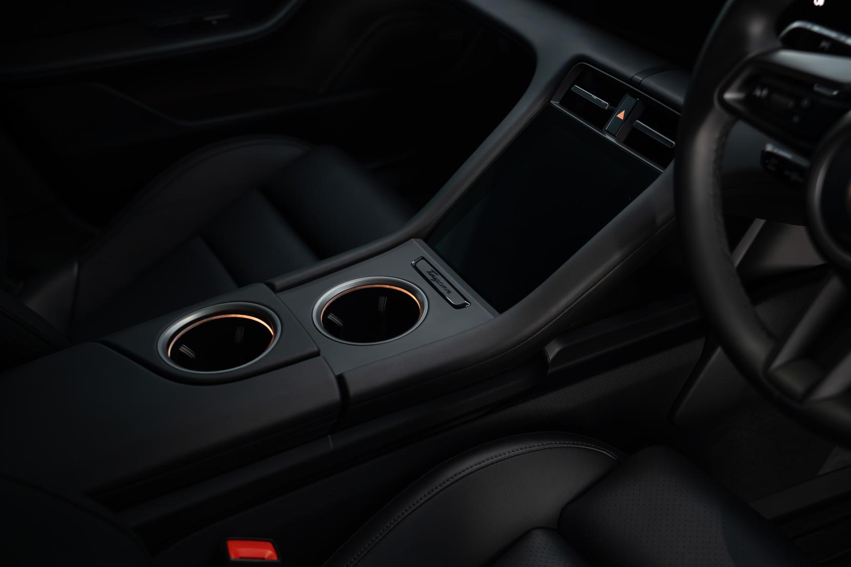 Porsche Taycan Performance 89kWh Sport Turismo 5dr Electric Auto RWD (11kW Charger) (408 ps)