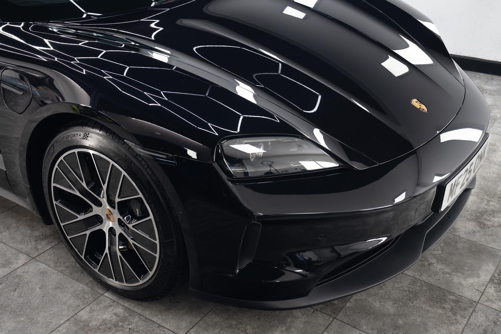 Porsche Taycan Performance 89kWh Sport Turismo 5dr Electric Auto RWD (11kW Charger) (408 ps)