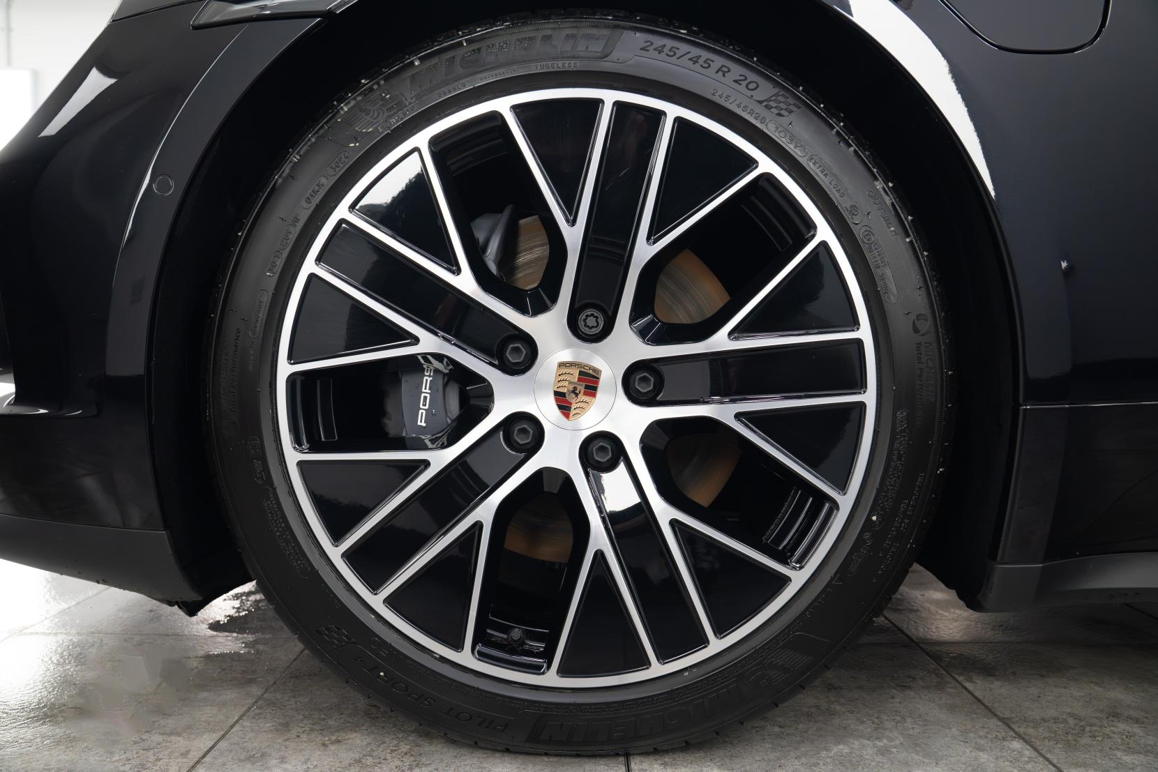 Porsche Taycan Performance 89kWh Sport Turismo 5dr Electric Auto RWD (11kW Charger) (408 ps)