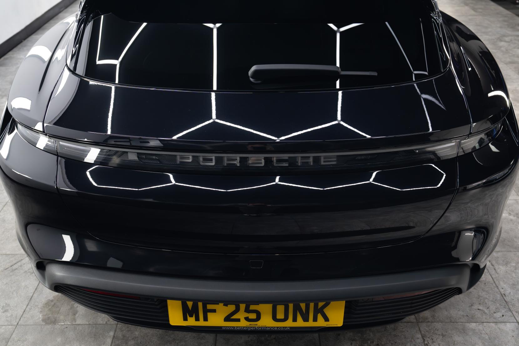 Porsche Taycan Performance 89kWh Sport Turismo 5dr Electric Auto RWD (11kW Charger) (408 ps)