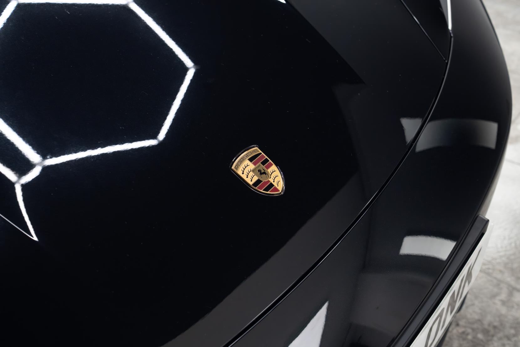 Porsche Taycan Performance 89kWh Sport Turismo 5dr Electric Auto RWD (11kW Charger) (408 ps)