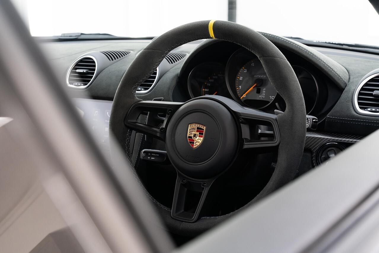 Porsche 718 Cayman 4.0 GT4 RS Coupe 2dr Petrol PDK Euro 6 (s/s) (500 ps)