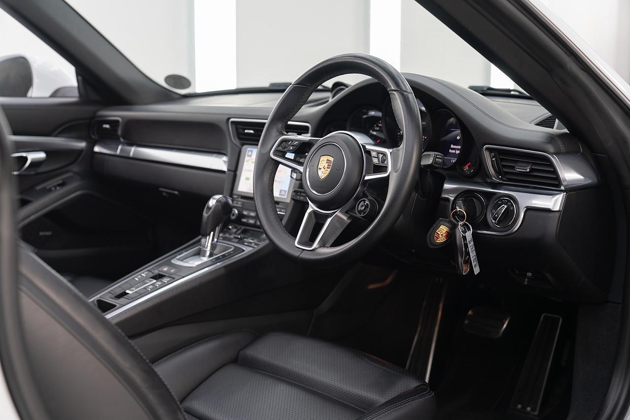 Porsche 911 3.0T 991 4 Targa 2dr Petrol PDK 4WD Euro 6 (s/s) (370 ps)