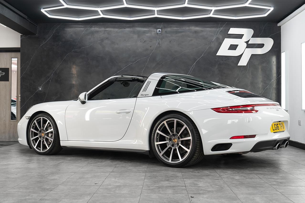 Porsche 911 3.0T 991 4 Targa 2dr Petrol PDK 4WD Euro 6 (s/s) (370 ps)