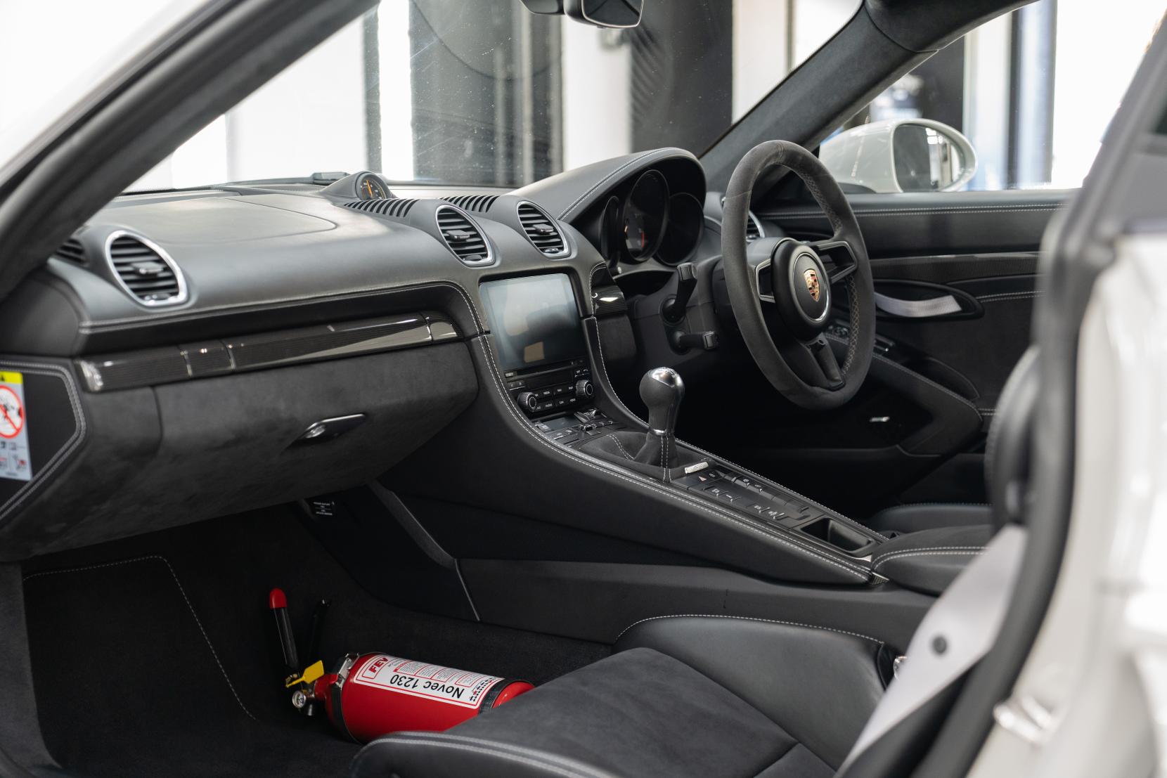 Porsche 718 Cayman 4.0 GT4 Coupe 2dr Petrol Manual Euro 6 (s/s) (420 ps)