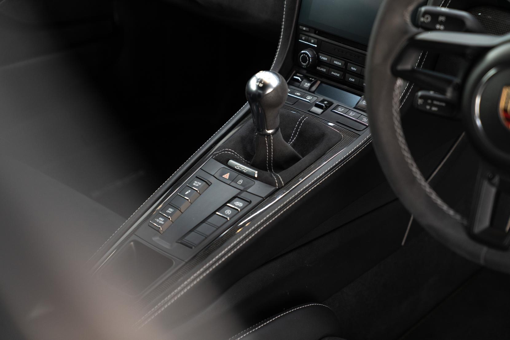 Porsche 718 Cayman 4.0 GT4 Coupe 2dr Petrol Manual Euro 6 (s/s) (420 ps)