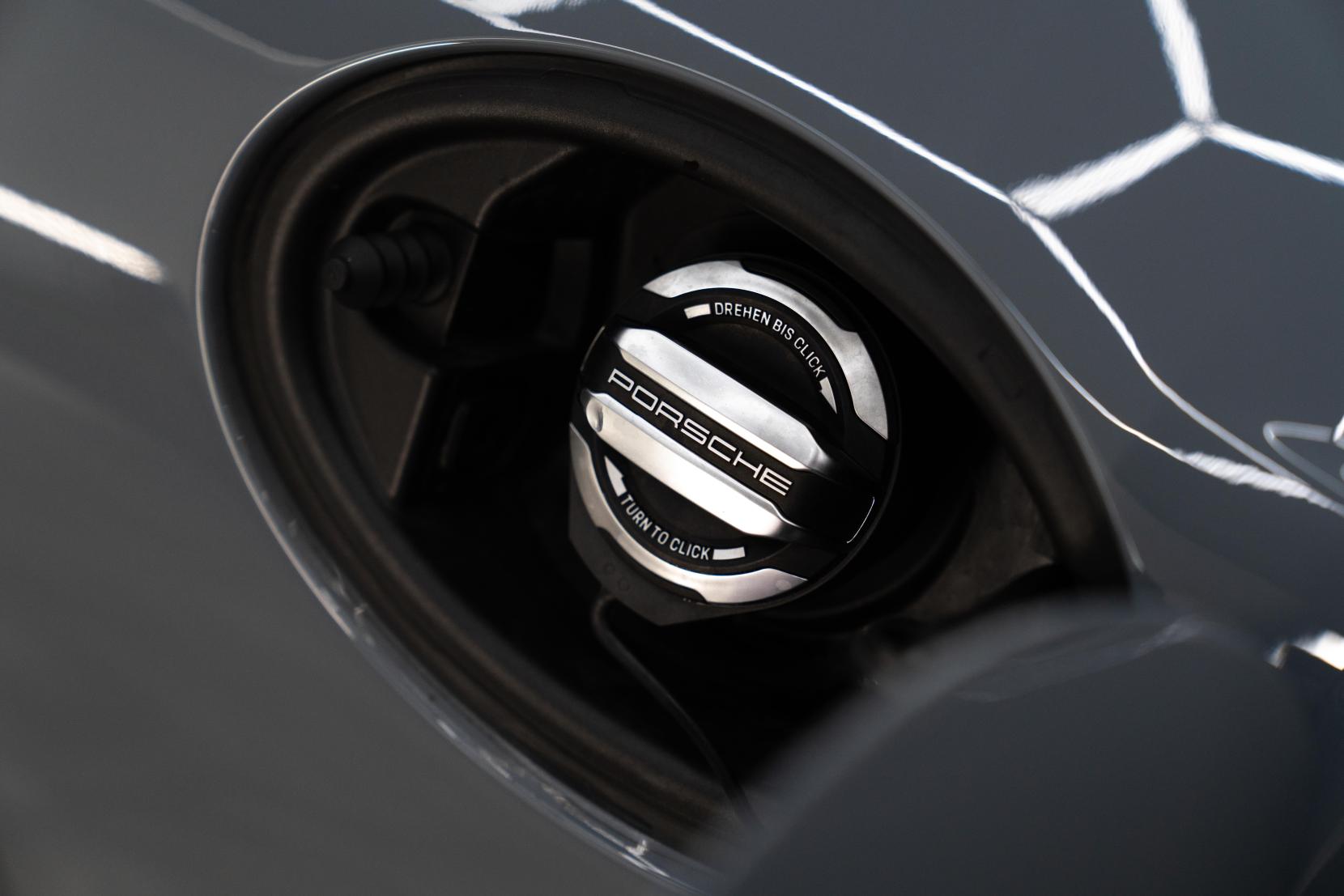 Porsche 718 Cayman 4.0 GT4 RS Coupe 2dr Petrol PDK Euro 6 (s/s) (500 ps)