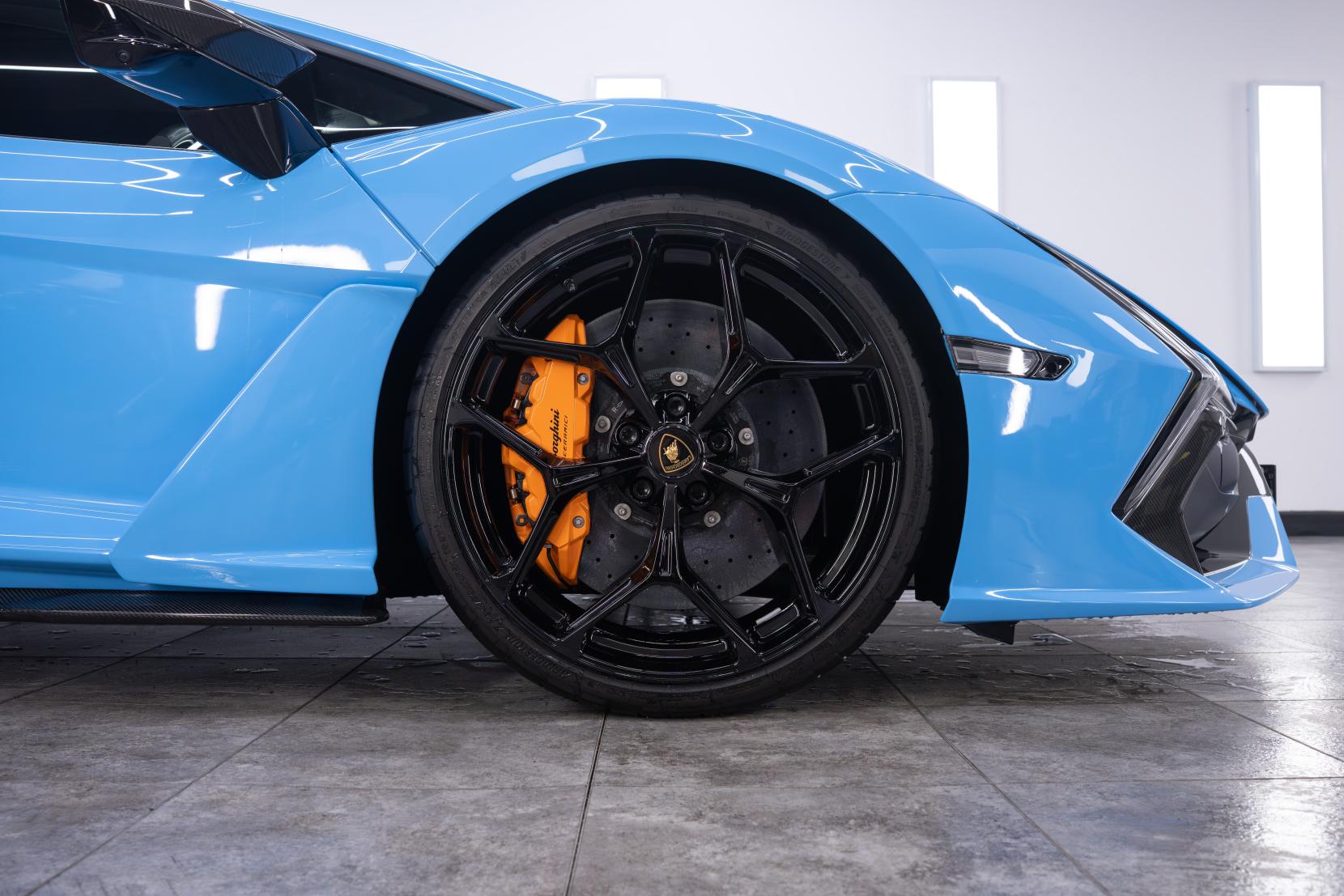 Lamborghini Revuelto 6.5 V12 HPEV 3.8kWh Coupe 2dr Petrol Plug-in Hybrid AMT 4WD Euro 6 (1015 ps)