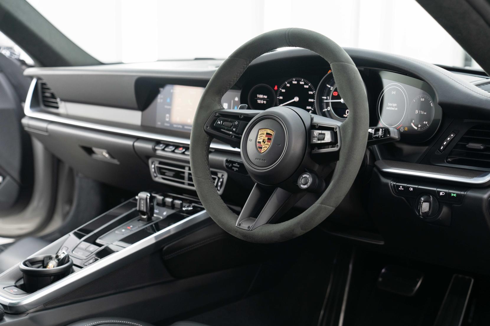 Porsche 911 3.7T 992 Turbo S Coupe 2dr Petrol PDK 4WD Euro 6 (s/s) (650 ps)