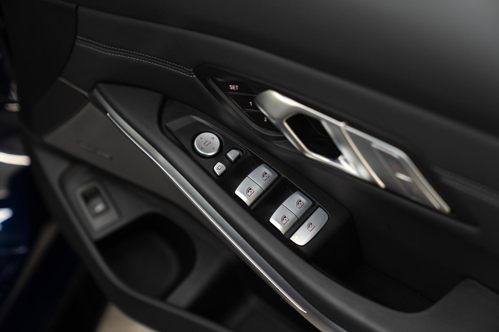 BMW M3 3.0 BiTurbo Competition Saloon 4dr Petrol Steptronic M xDrive Euro 6 (s/s) (530 ps)