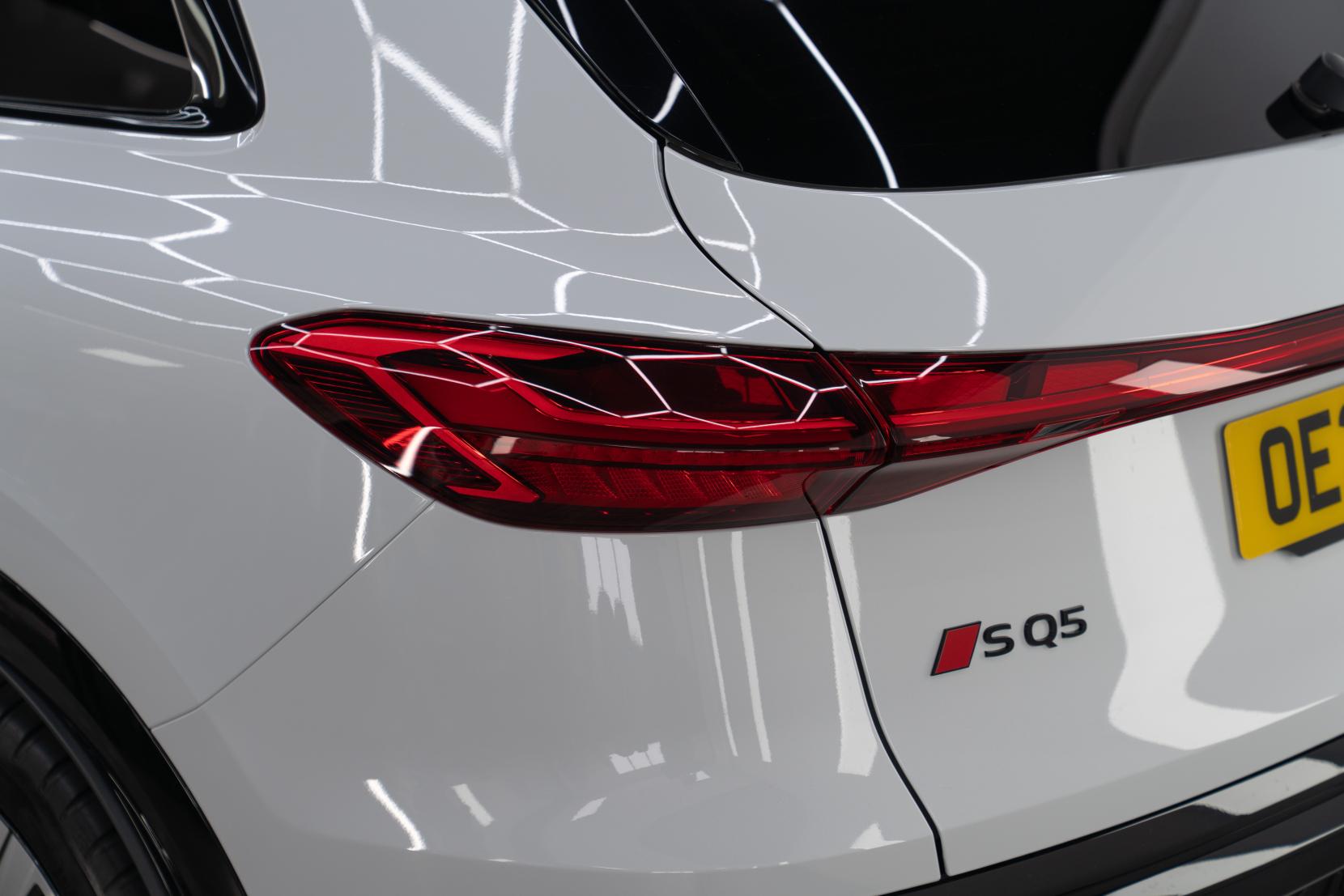 Audi SQ5 3.0 TFSI S Launch Edition SUV 5dr Petrol S Tronic quattro Euro 6 (s/s) (367 ps)