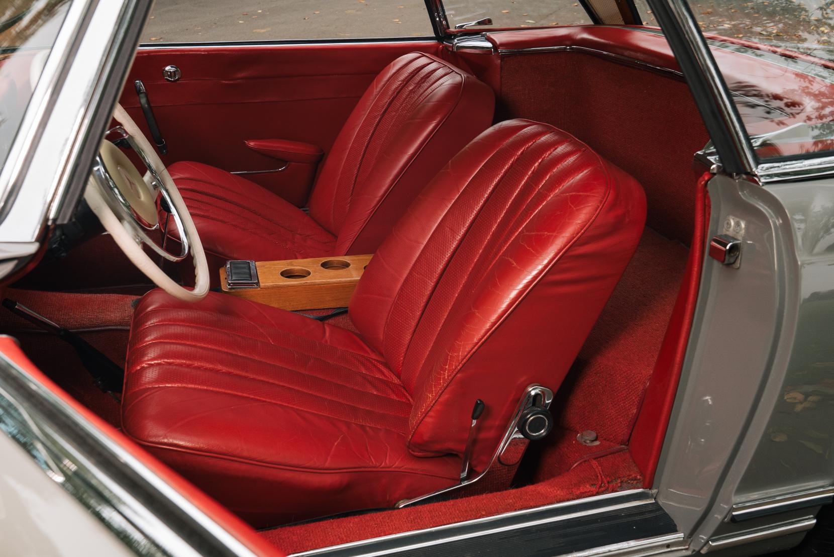 Mercedes-Benz 230 SL 230 SL Pagoda