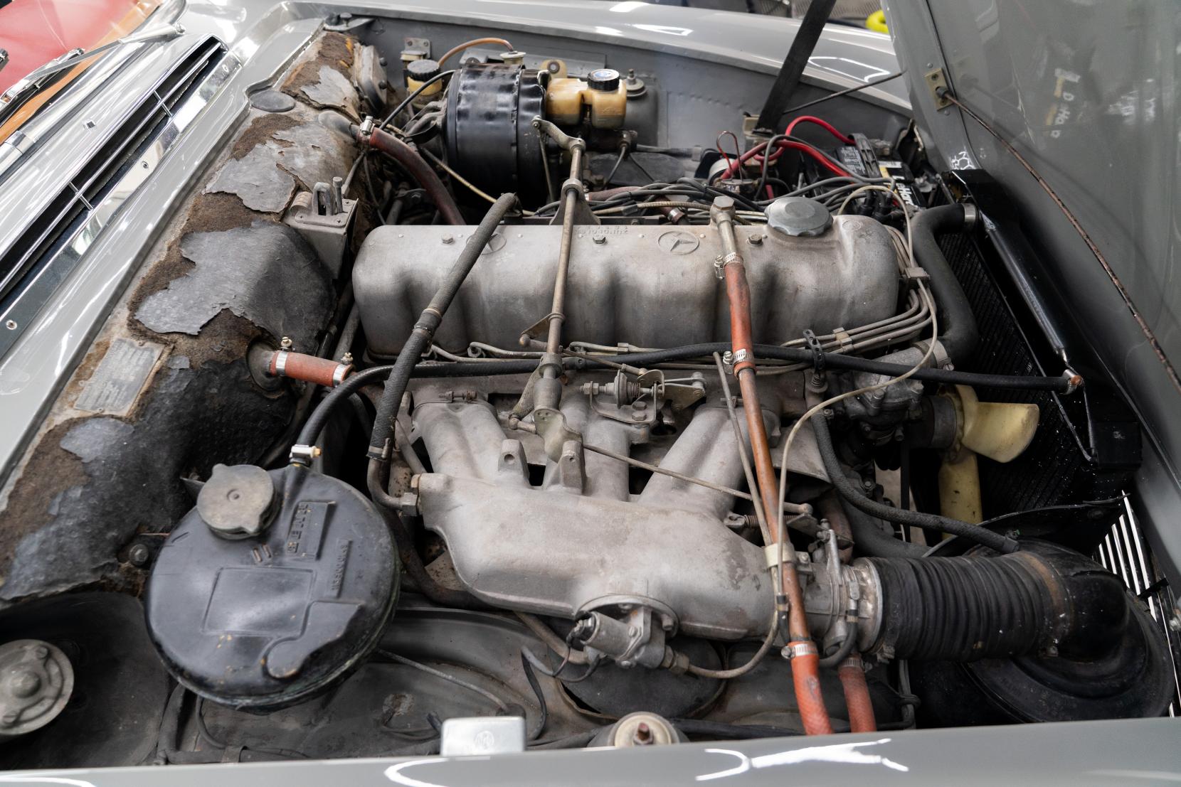 Mercedes-Benz 230 SL 230 SL Pagoda