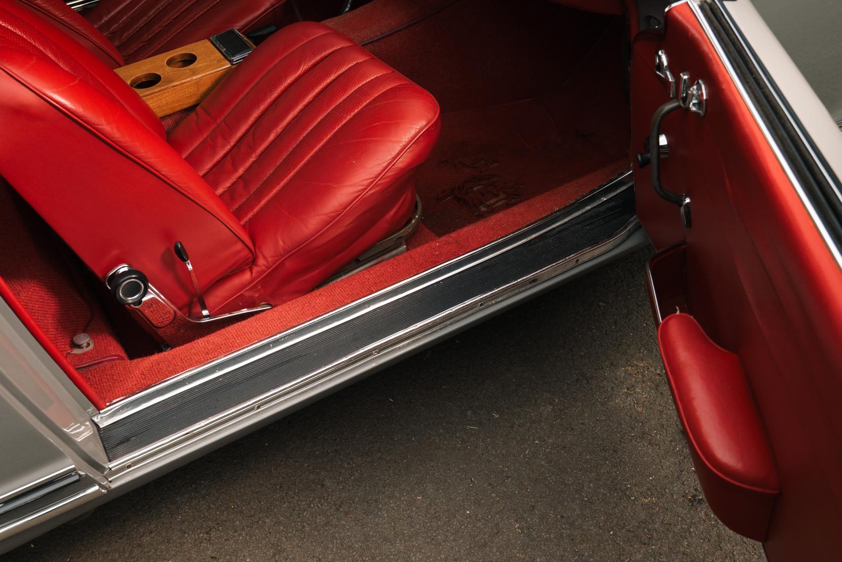 Mercedes-Benz 230 SL 230 SL Pagoda