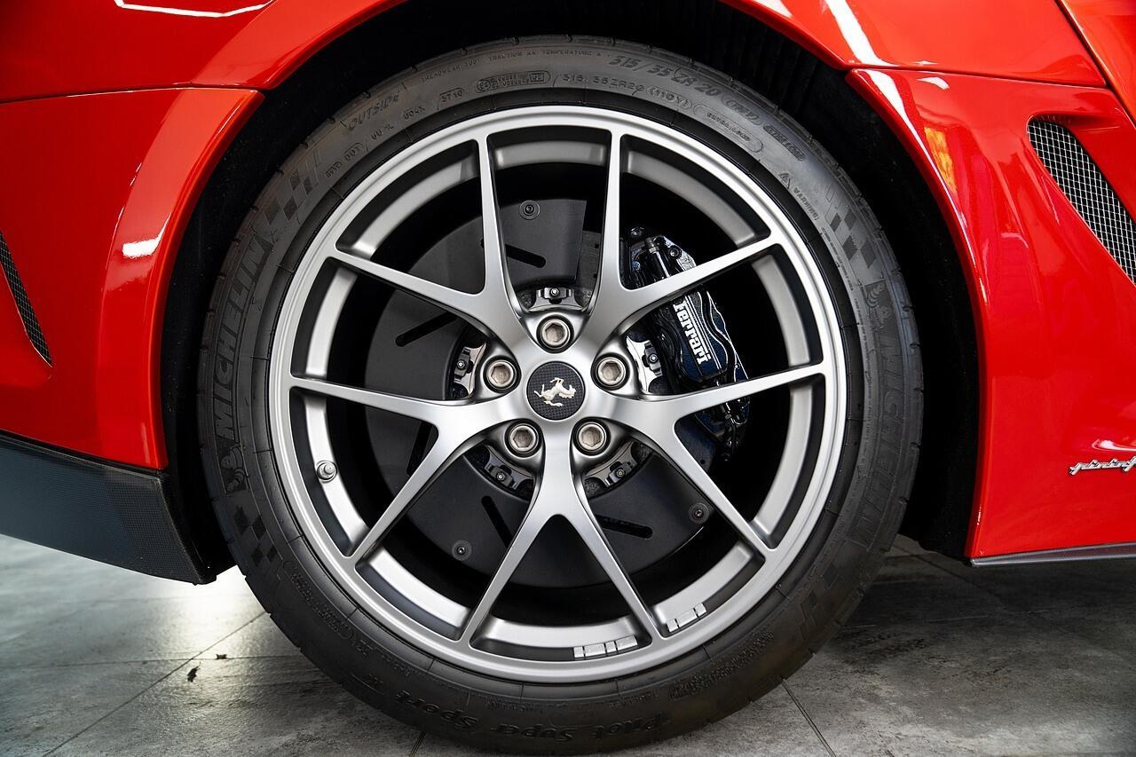 Ferrari 599 6.0 V12 GTO Coupe 2dr Petrol F1 Euro 5 (661 bhp)