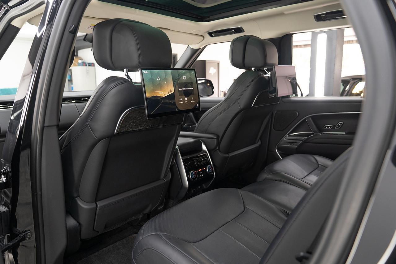 Land Rover Range Rover 3.0 D350 MHEV First Edition SUV 5dr Diesel Auto 4WD Euro 6 (s/s) (350 ps)