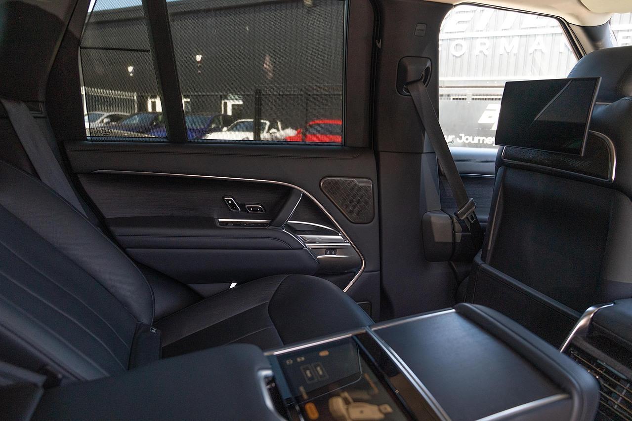 Land Rover Range Rover 3.0 D350 MHEV First Edition SUV 5dr Diesel Auto 4WD Euro 6 (s/s) (350 ps)