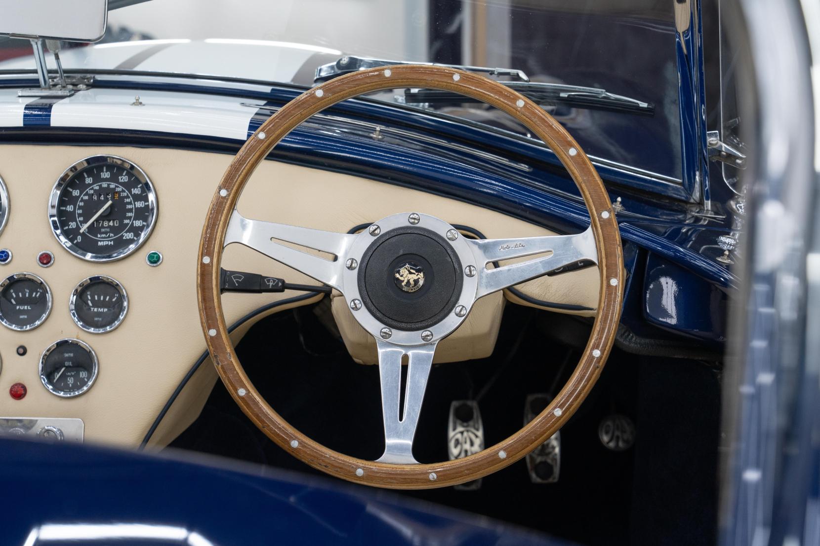 Dax Tojeiro 7.0 AC Cobra