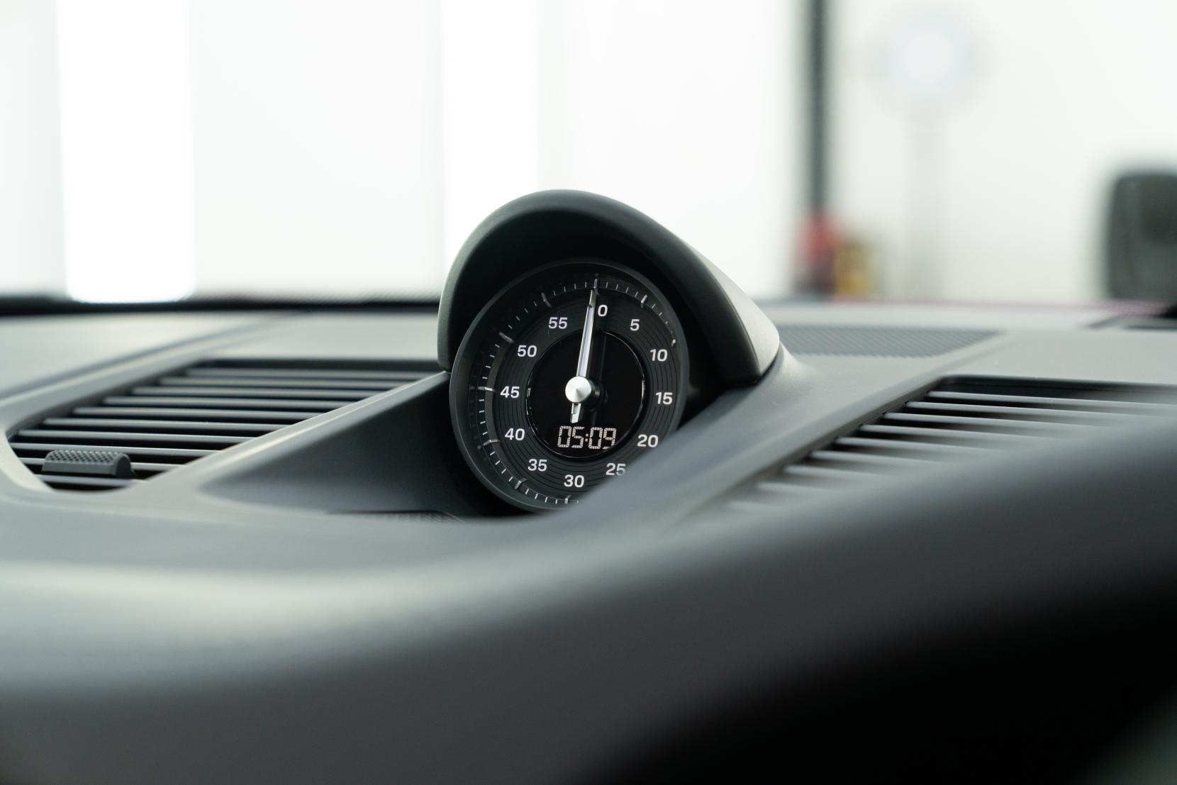 Porsche 911 3.0T 992 Carrera T Coupe 2dr Petrol PDK Euro 6 (s/s) (385 ps)