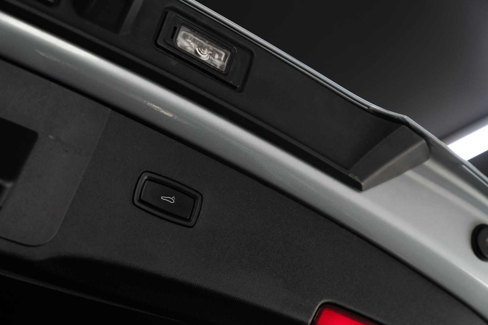 Porsche Cayenne 4.0T V8 Turbo Coupe 5dr Petrol TiptronicS 4WD Euro 6 (s/s) (550 ps)