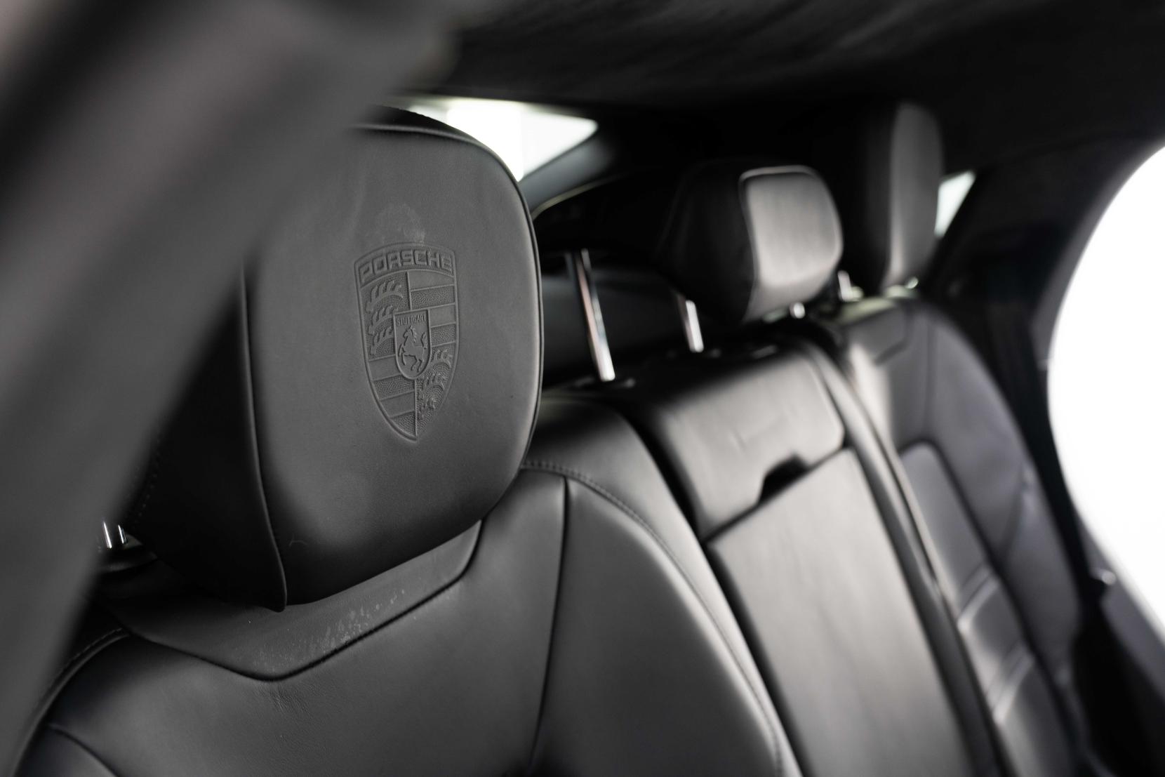 Porsche Cayenne 4.0T V8 Turbo Coupe 5dr Petrol TiptronicS 4WD Euro 6 (s/s) (550 ps)