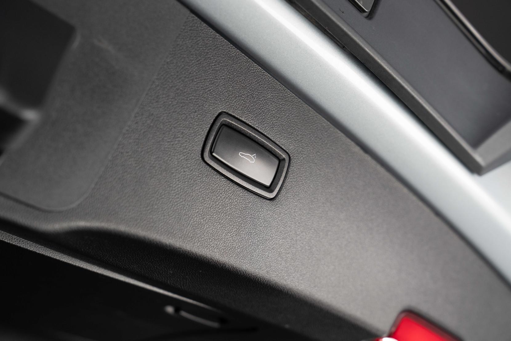 Porsche Cayenne 4.0T V8 Turbo Coupe 5dr Petrol TiptronicS 4WD Euro 6 (s/s) (550 ps)