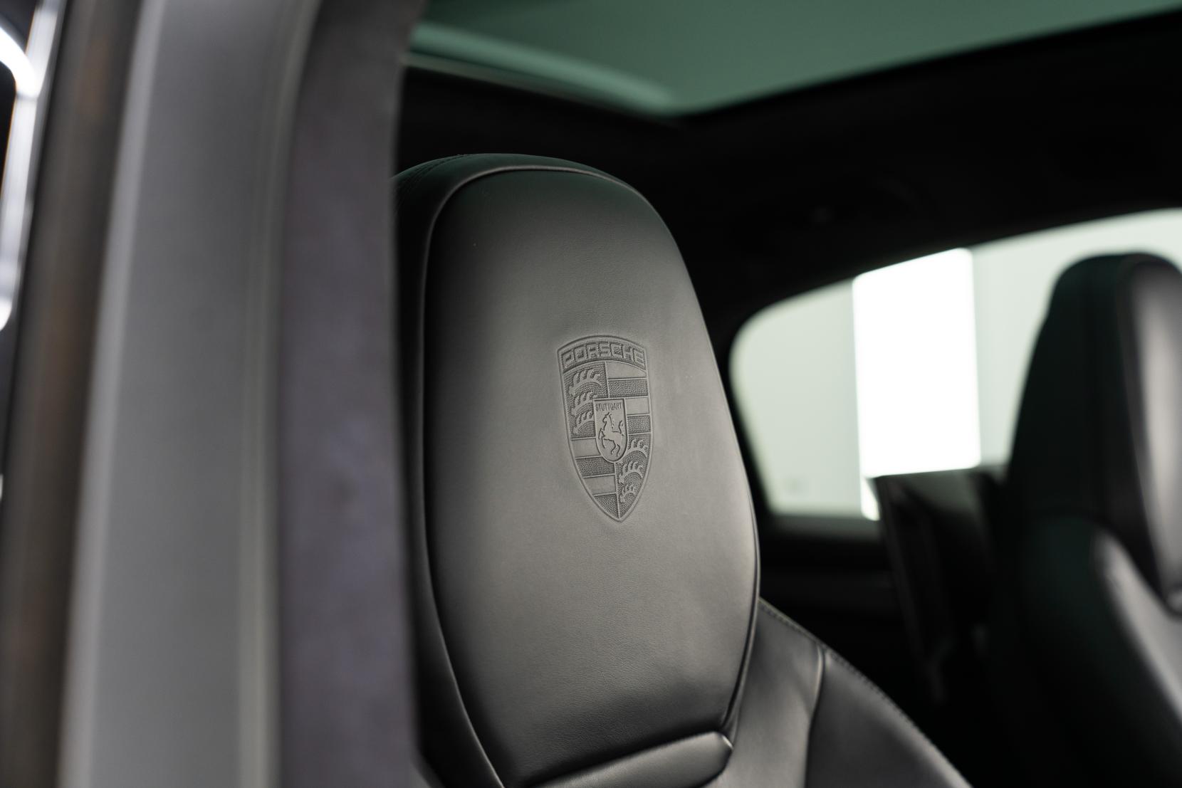 Porsche Cayenne 4.0T V8 Turbo Coupe 5dr Petrol TiptronicS 4WD Euro 6 (s/s) (550 ps)